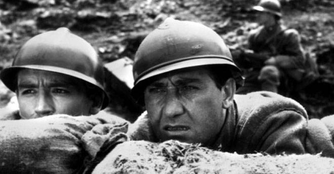 "La grande guerra" (1959) fu censurato in nome della legge Andreotti per i personaggi "disonorevoli" impersonati da Sordi e Gassman