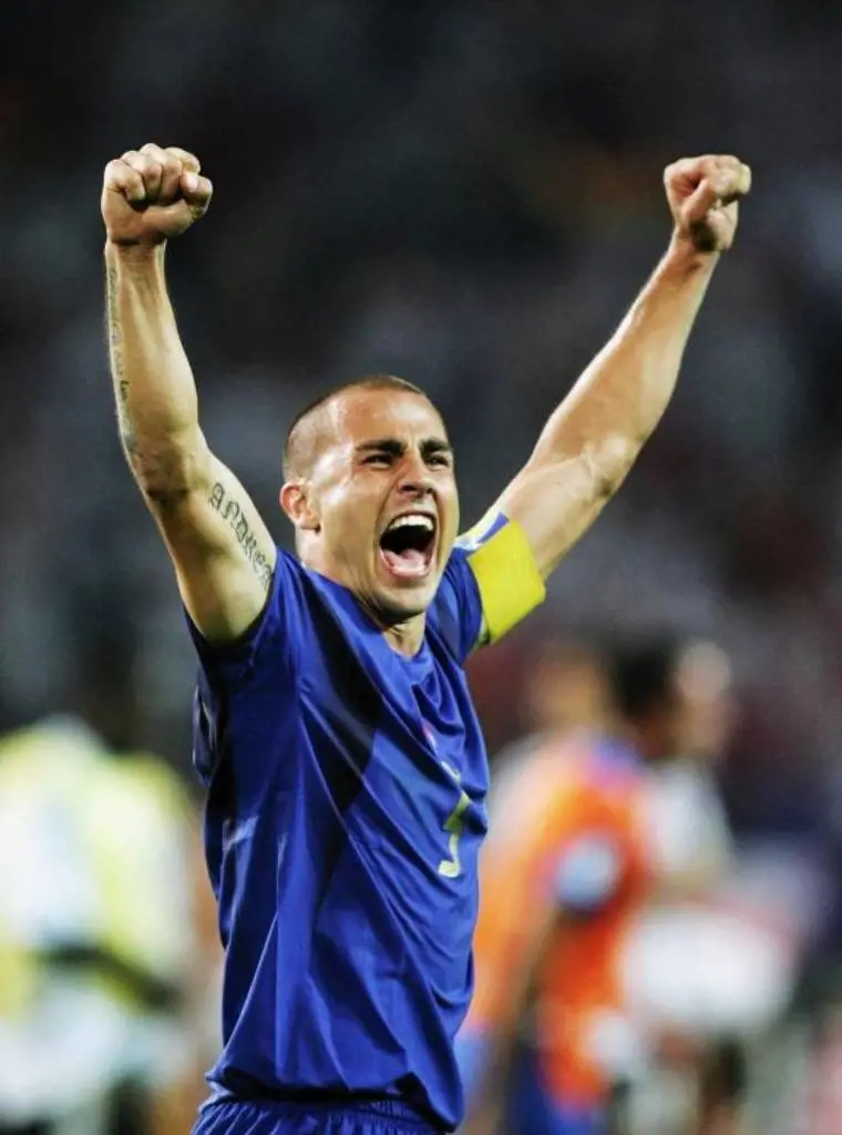«La maglia azzurra è quasi una dimensione mistica. Qualunque bambino abbia giocato a pallone l’ha vista sempre come un simbolo di felicità...» Fabio Cannavaro