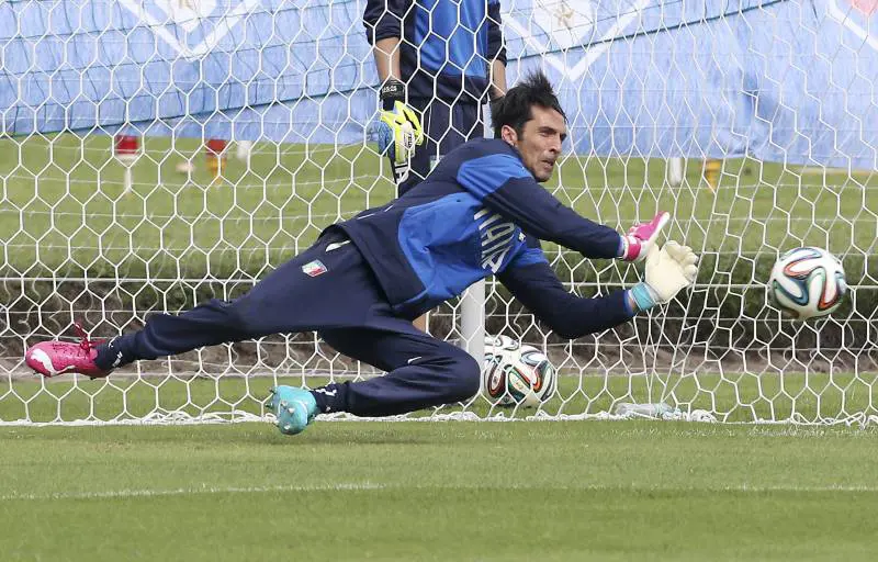 Altra tegola per l'Italia: distorsione alla caviglia per Gianluigi Buffon