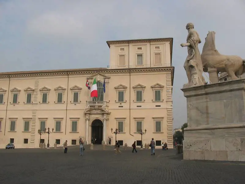 Al Quirinale guadagnano il doppio della Casa Bianca