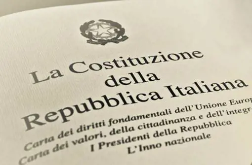"Presidenta? La Boldrini lede dignità delle donne"