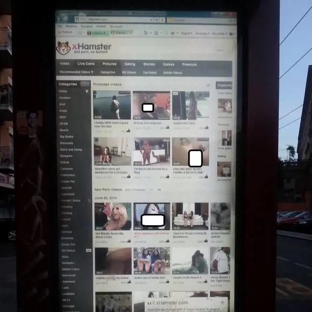 Nella Parma di Pizzarotti il totem diventa porno