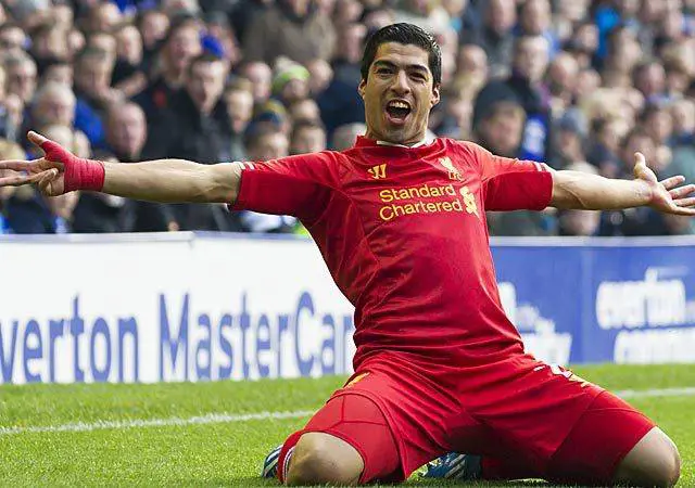 Suarez, nuova punta del Barcellona