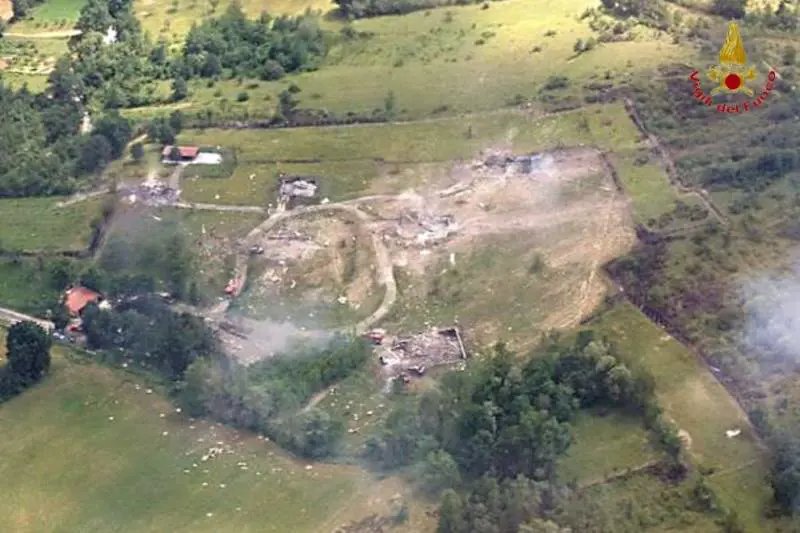 La fabbrica di fuochi d'artificio esplosa a Tagliacozzo