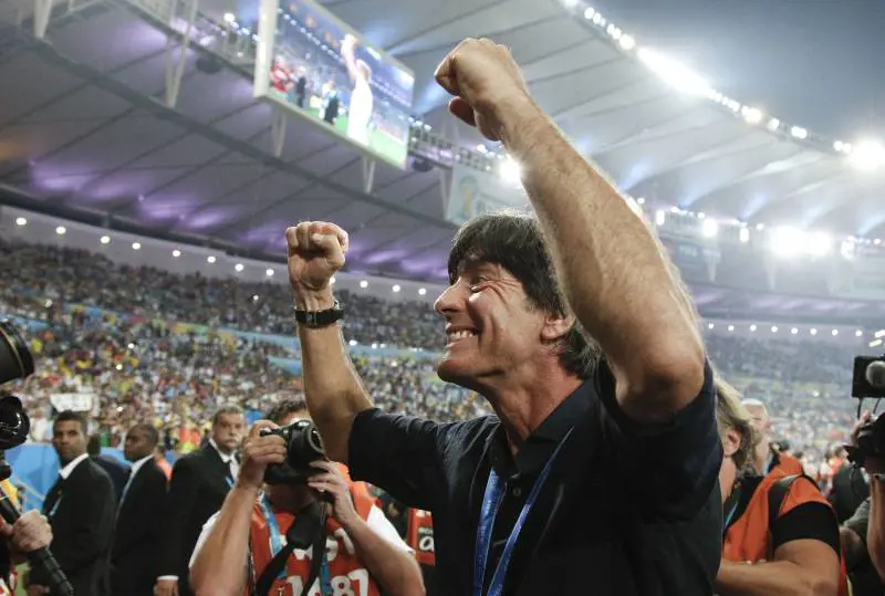 L'impiegato s'inchina al profeta: Kaiser Löw è in vetta al mondo