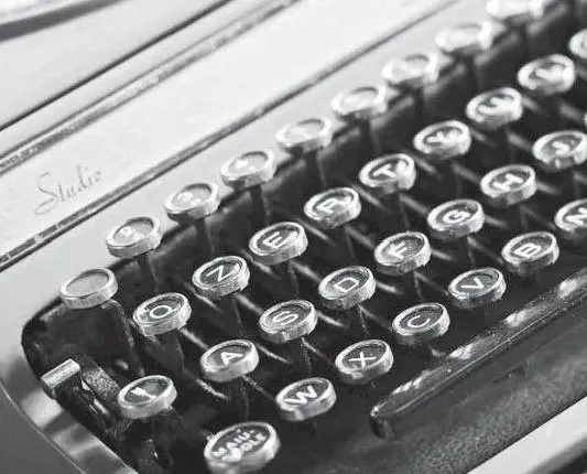 La rivincita della macchina per scrivere passa dagli 007