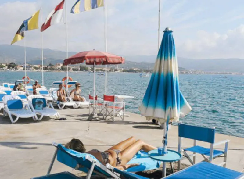 Spiagge vuote e incassi a picco. Anche la Liguria scopre la crisi