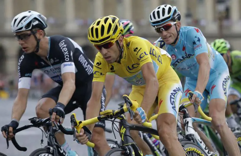 Vincenzo Nibali a Place de la Concorde, durante l'ultima tappa del Tour