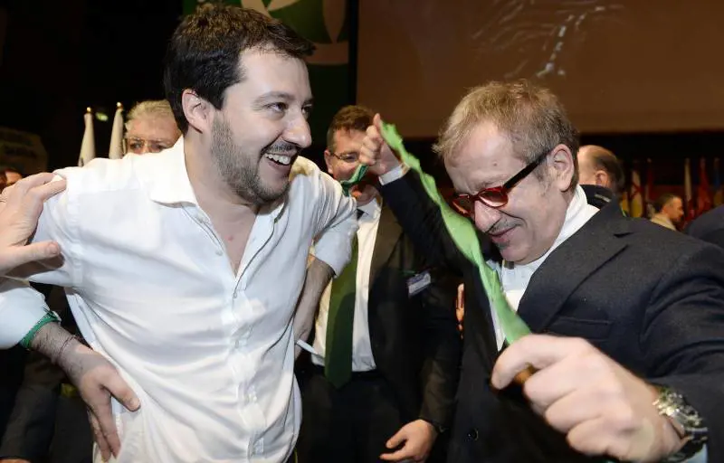 Soldi, tessere e invidie Nella Lega di Salvini ora si affilano i coltelli
