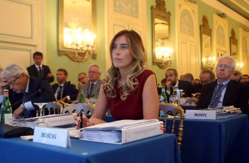 Parla l'ex del ministro Boschi: "La mia storia con Maria Elena"