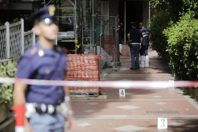 Forze dell'ordine in Via Camiluccia, luogo dell'agguato a Fanella
