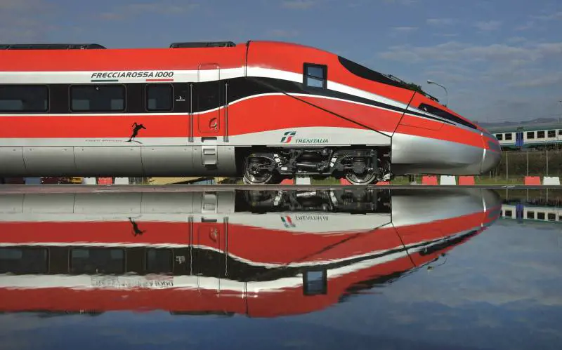 Terrorismo: adesso basta un computer per far deragliare un treno