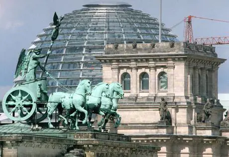 Germania, cade l'ultimo tabù: proposta di legalizzare l'incesto