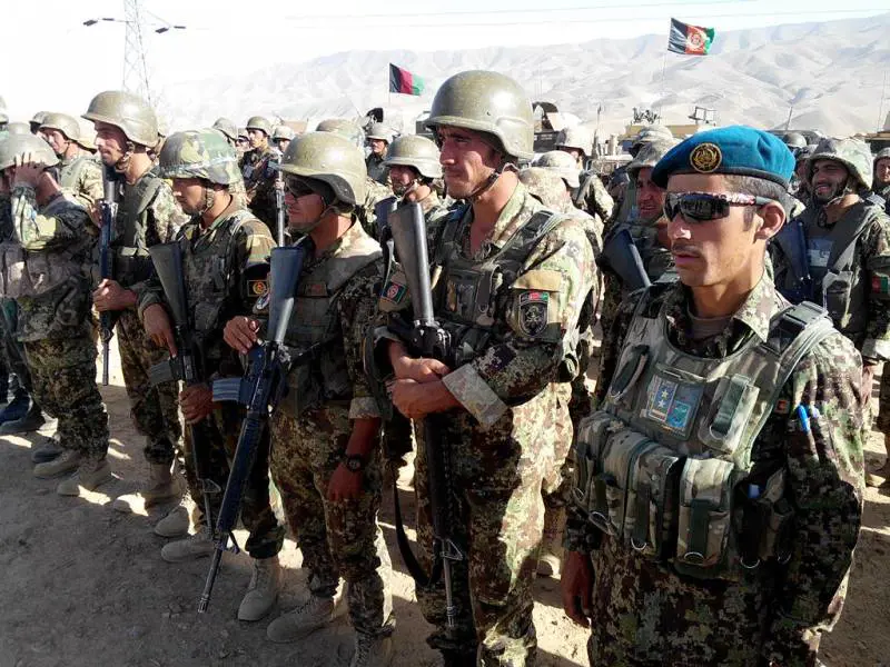 Il 3 battaglione del esercito afghano schierato a Chest-i-Sharif nella provincia di Herat