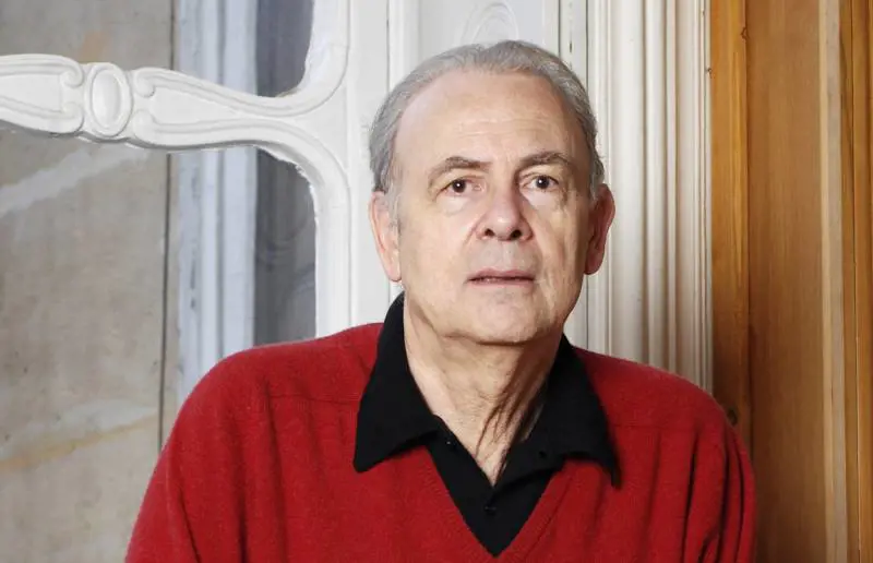 Modiano usa la memoria per ricordarci della morte