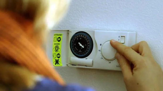 Risparmiare in bolletta è possibile: i 10 suggerimenti per ottimizzare il riscaldamento