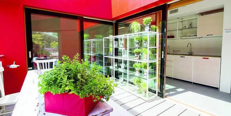 La casa più sostenibile? Solare, in legno e italiana