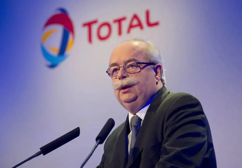 Muore in incidente aereo il numero uno di Total