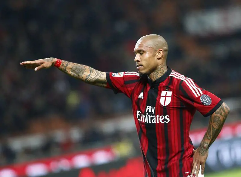 De Jong rescinde il contratto col Milan