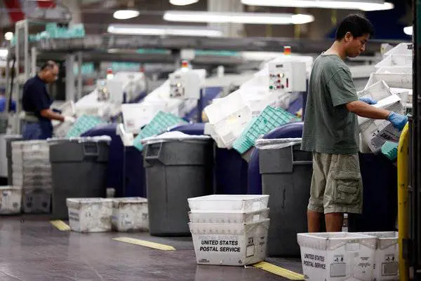 Il governo Usa monitora la posta: in un anno 50mila richieste