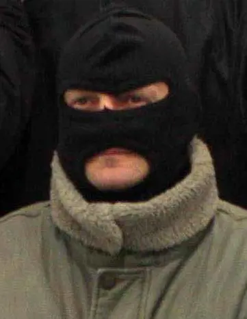 Il capitano che ha decapitato la mafia adesso gira in scooter e senza scorta