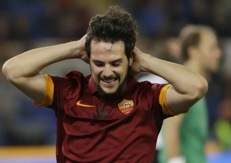 Destro e De Rossi firmano l'operazione aggancio