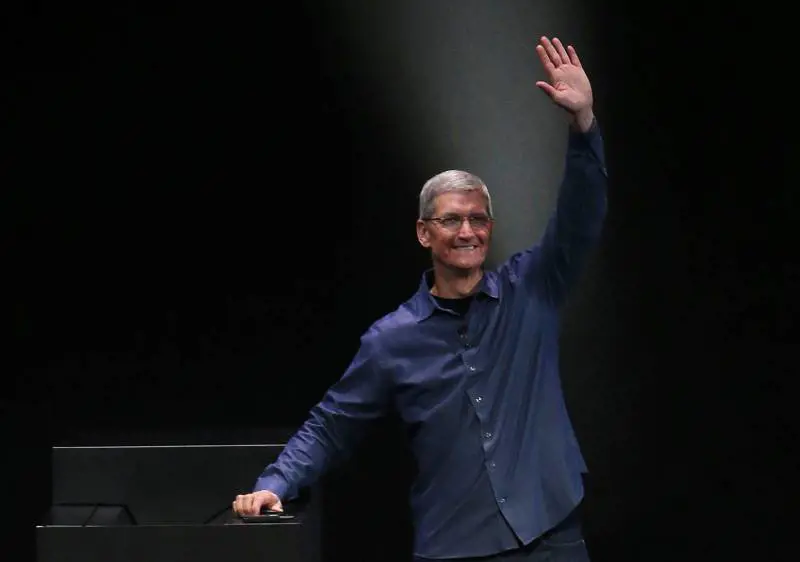 Dopo l'iPhone l'ultima moda sono i catto-gay