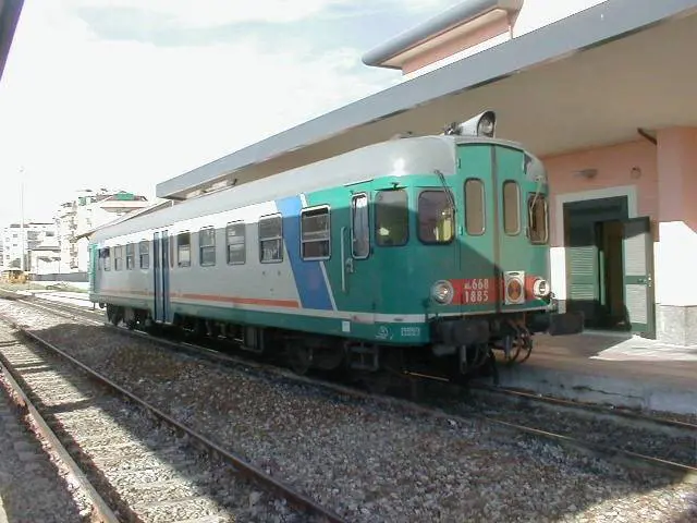 Muore di infarto sul treno mentre cerca su Google "attacco di cuore"