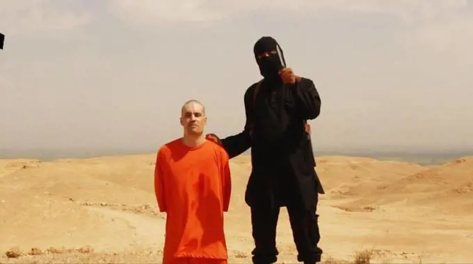 Faceva propaganda per l'Isis su Twitter. Arrestato un 24enne
