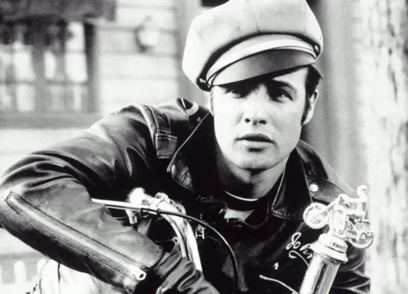 Il divo perfetto di Hollywood ha la bocca di Brando e il passo alla John Wayne