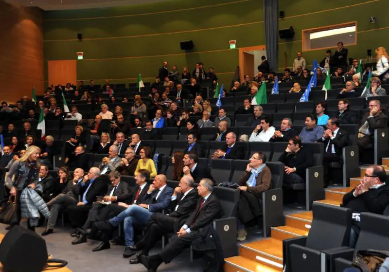 Regione, Forza Italia decisa: «Stop al monocolore leghista»