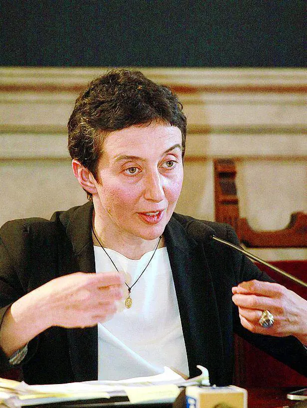 «Buco» da 178 milioni ma il Pd scappa