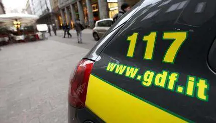 Camorra, appalti truccati: 69 arresti in Campania
