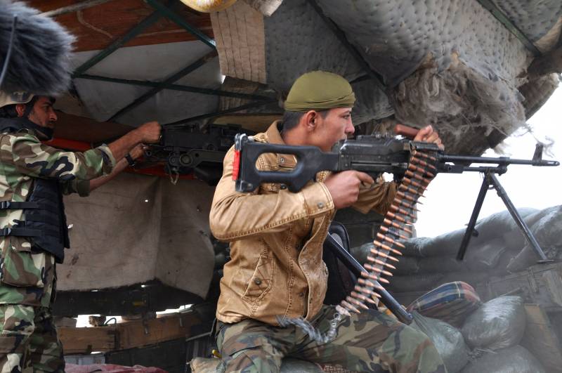 I soldati iracheni aprono il fuoco sulle posizioni del Califfato a Tikrit