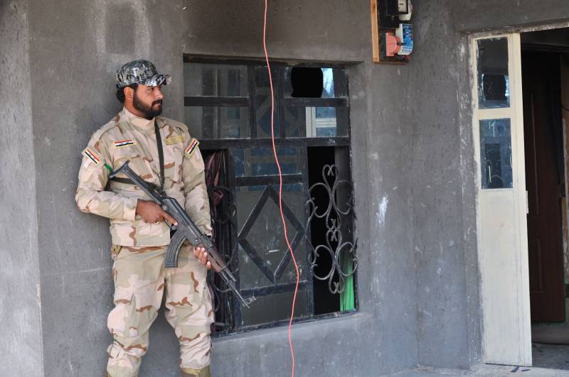 L'ingresso della casa della morte dell'Isis a Jurf Al Shakar