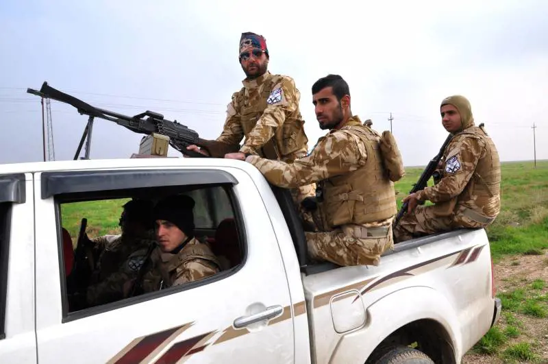 Volontari cristiani sul fronte a nord di Mosul 