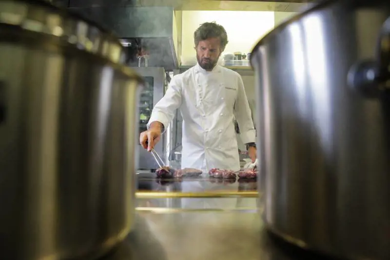 Patatine, snack e maionese. La dieta segreta degli chef