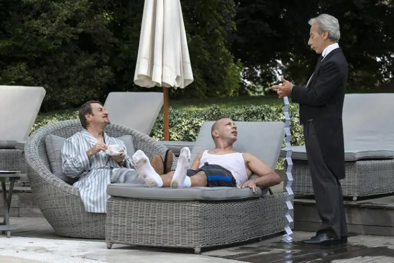 Aldo, Giovanni e Giacomo in "Il ricco, il povero e il maggiordomo"
