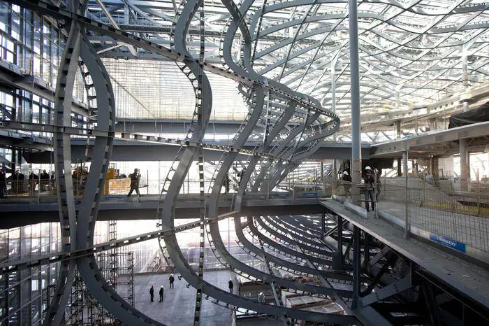 L'odissea della Nuvola di Fuksas Ritardi, varianti, spese pazze: in 16 anni non è ancora pronta