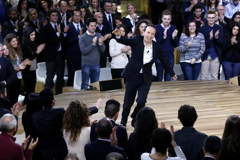 Così Benigni fa sognare la Rai: i Dieci comandamenti al 33,2%