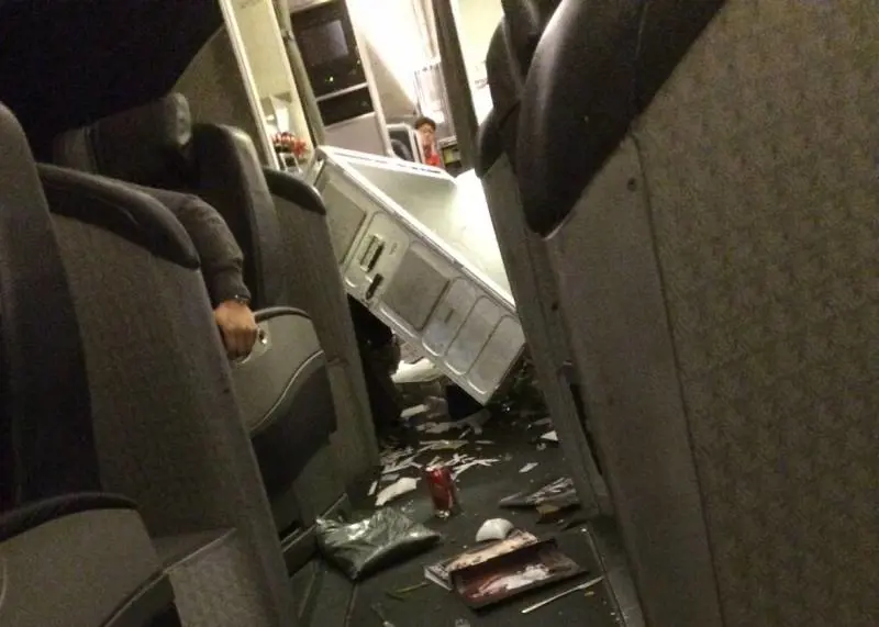 Spaventosa turbolenza in volo: ripreso il terrore dei passeggeri