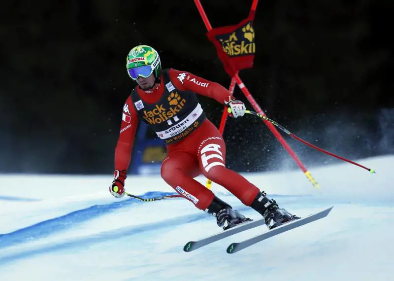 Paris nuovo supergigante. Lo batte solo super Jansrud
