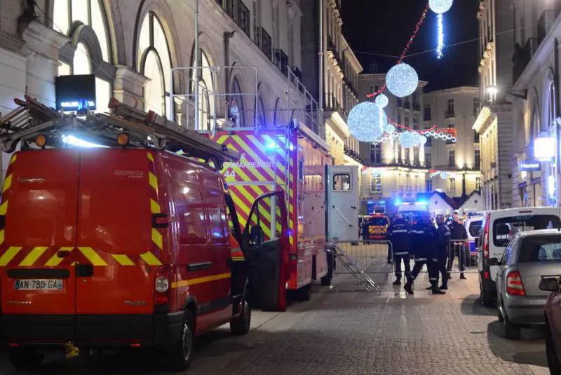 È morto uno dei feriti nell'attentato di Nantes