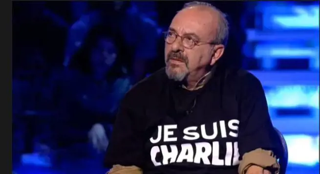 Criticava Charlie, ora lo piange Tutti contro il coccodrillo Vauro