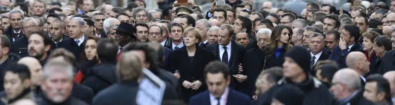 Parigi capitale del mondo libero. Due milioni contro il terrorismo