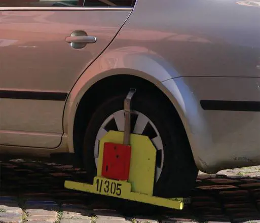 Debito di un centesimo, arriva il fermo ammnistrativo all'auto: cosa è successo