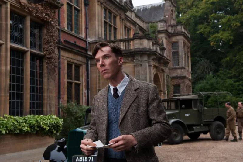 Benecitc Cumberbatch nel film Imitation Game