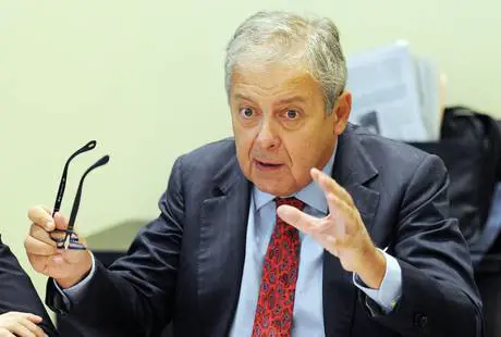 Renato Mannheimer alla Zanzara: "Non guadagno più nulla, vivo solo con una pensione di 3800 euro"