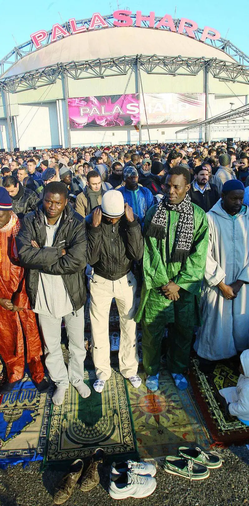 Il rischio islamizzazione pericoloso quanto i terroristi