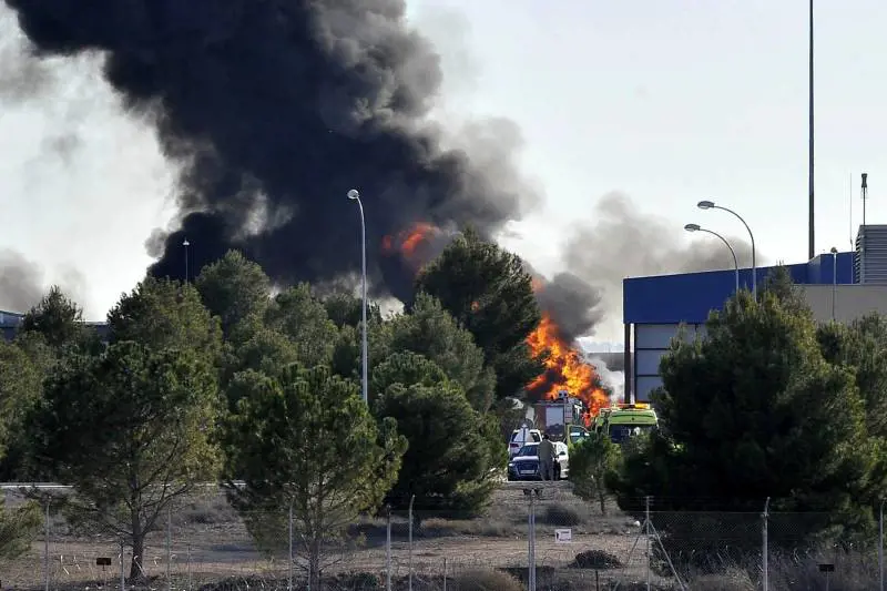 F-16 si schianta in base Nato: "Almeno 10 morti"